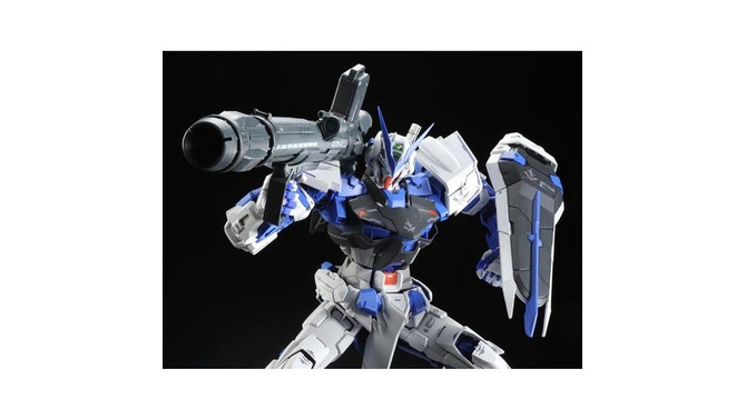 ガンプラ「PG ガンダムアストレイ ブルーフレーム」がプレバンで再販！大型武器「M68キャットゥス 500mm無反動砲」も大スケールで再現
