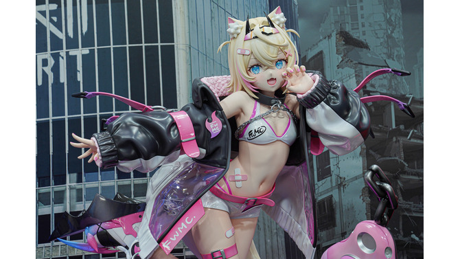 ホロライブ・フワモコやゲーマーズ等身大フィギュアの可愛さが無限大！「ミクxガンダムW」コラボなど「ワンフェス」を電脳アイドルが彩る【WF2025夏】