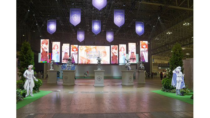 「FGO Fes. 2025」開幕！10周年となるメモリアルフェスは過去最大規模、公式コスプレイヤーと着ぐるみが揃ってお出迎え