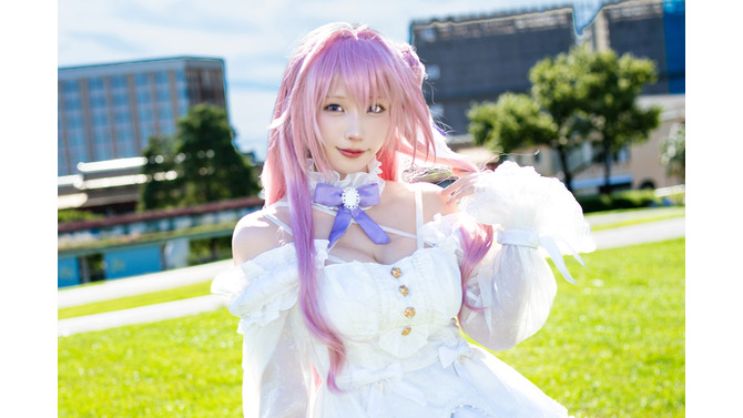 ドロシー『勝利の女神:NIKKE』／えなこ（X：@enako_cos）