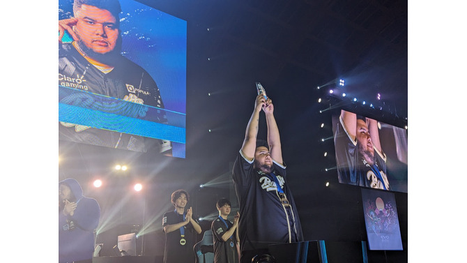 プロ格闘ゲーマーのMenaRD選手、自身の誕生日に「Pride of dominican culture award（ドミニカ文化の誇り賞）」を受賞ー「EVO 2025」の『スト6』部門で優勝