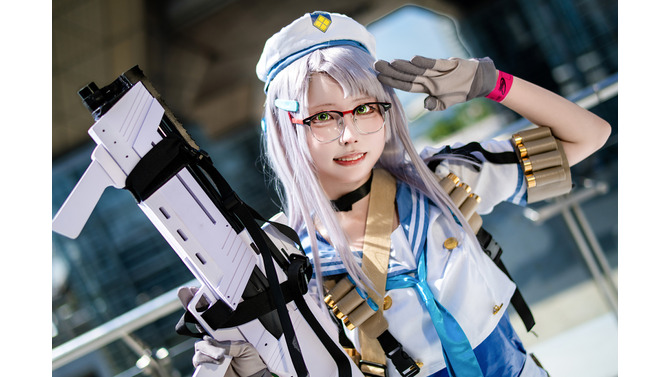 ネオン『勝利の女神:NIKKE』／reo（X：@reo_cosplay）