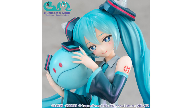 ガンダム45周年「初音ミク」×「ダブルオーガンダム」が1/7スケールフィギュア化！イラストレーター・Ixy氏によるイラストを繊細に表現