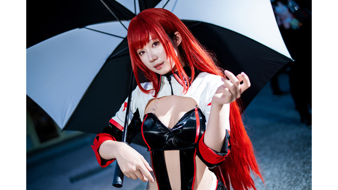 ラピ：レッドフード『勝利の女神:NIKKE』／キノコ菇菇（Instagram：kinoko_gu）【香港】