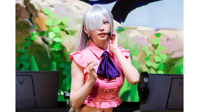 エリザベス『七つの大罪』／えなこ（X：@enako_cos）