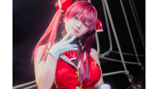 宝鐘マリン「ホロライブ」／るーみ（X：@love1loooomy）、撮影：まさる（X：@masaru_cos）