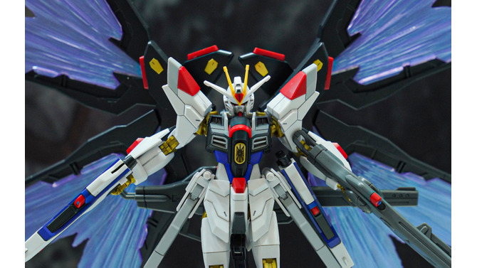 「HG ストフリ弐式」に「サンドロック改」、ガンダム45周年の「初音ミク×ダブルオーガンダム」フィギュアまで新作目白押し！【イベントレポート】