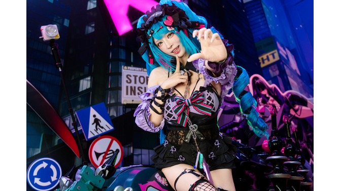 モリエール／千葉チュチュ（X：@ErokoChiba）