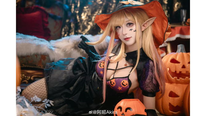 喜多川海夢「その着せ替え人形は恋をする」/阿昭Akira(Weibo:@阿昭Akira)