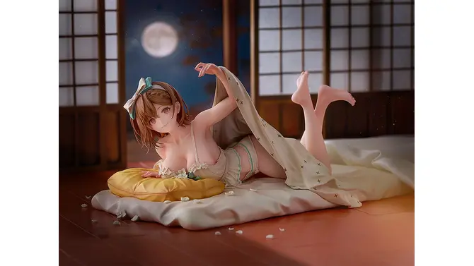 「ライザ」にこんな格好させて大丈夫なんですか?!『アズレン』コラボ衣装フィギュアが予約開始―しかも掛布団は取り外せる