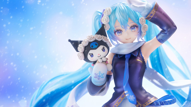 「雪ミク」×「クロミ」フィギュアが幻想的!ツインテールにはクリアパーツ、衣装はパール塗装により美しく変化