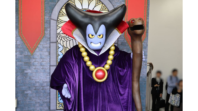 HD-2D版『ドラクエI＆II』発売記念イベントで“りゅうおう様”が東京に上陸！？「ヤマダデンキ LABI池袋本店」でのグリーティングを取材