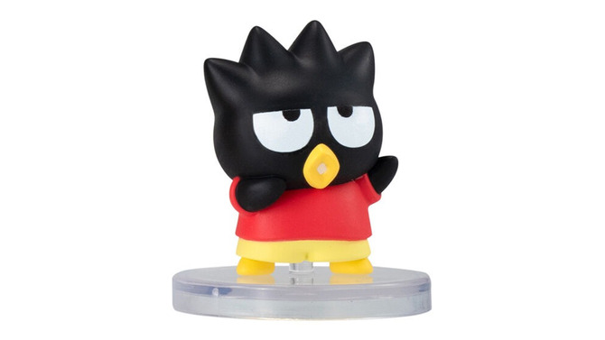 “しんちゃん”コスプレをしたバッドばつ丸が可愛い！「クレヨンしんちゃん」×「サンリオキャラクターズ」コラボフィギュアがガシャポンに登場