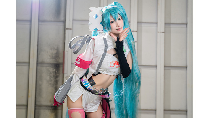 初音ミク／ななぴんく（X：@nanapink_japan）