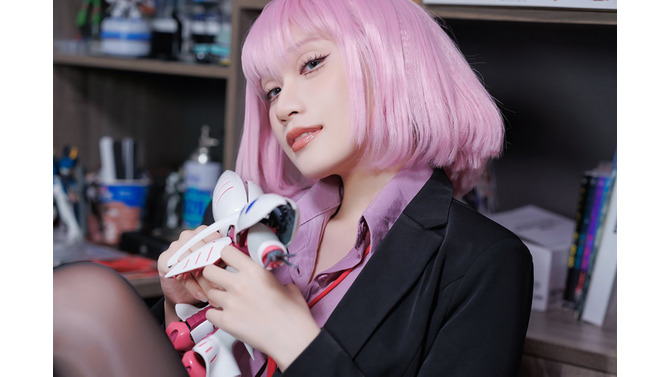 ハマーン・カーン「アラサーolハマーン様」／Cien恩恩（X：@Cien_jiangsien、Weibo：Cien恩恩）