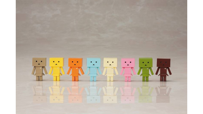 持ち歩けるキュートなダンボー登場！ 全長30mmのカラフルなミニフィギュアが10月発売