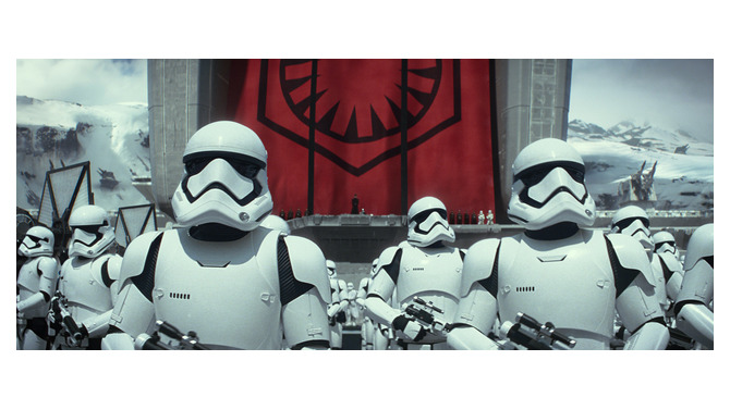 「スター・ウォーズ／フォースの覚醒」(C) 2015Lucasfilm Ltd. & TM. All Rights Reserved