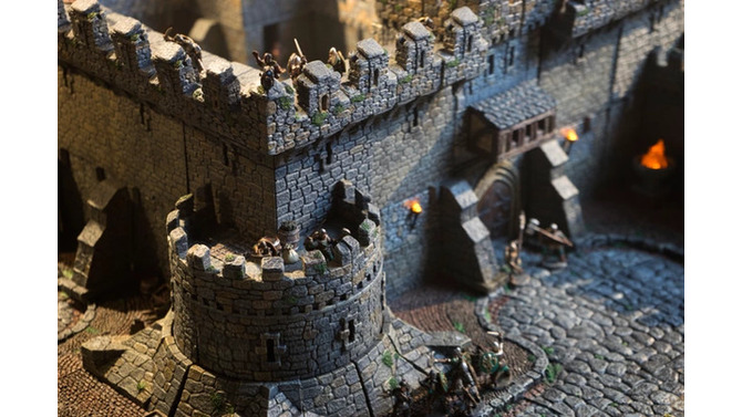 TRPG向けミニチュア城『Dwarven Forge's Castles』が超豪華！サンドボックスの様に組み立て可能