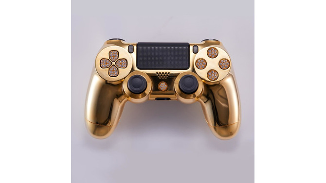 純金とダイヤモンドで装飾されたPS4コントローラー登場―恐ろしくてレバガチャできない…【UPDATE】