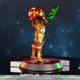 『メトロイドプライム』サムスのスタチューが念願の再販へ―LEDでヘルメットが発光、バリアスーツのメタリックな質感が美しい逸品