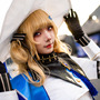 フィービー／四巫日モミ（Instagram：momihi__444）