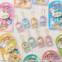「ちいかわ」デザインの「ロリポップチョコチャーム」がミニチュアに！飾るのはもちろん、ボールチェーン付でアクセサリーとしても楽しめる全8種