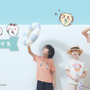 GUの「ちいかわサマーコレクション」が9月5日より再販！夏休みを楽しむハチワレやうさぎのイラスト、ワンポイントアートをお洒落にデザイン