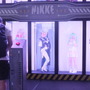 コスプレイヤーがズラリと並ぶ『勝利の女神：NIKKE』“リアル10連ガチャ”今年もTGSで出展
