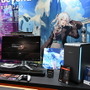 東京ゲームショウ 2025のBenQブースはゲームアートスタイルを鮮明に映し出す最新ゲーミングモニターが主役！猫麦とろろさんのスタイリッシュなパネルもお出迎え【TGS2025】