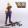 『FF7』パレオまとった水着エアリスが美しい…！可動するクラウドからティファまで、3人のフィギュアが予約受付中