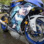 常闇トワ様の「マツダ3」に輪堂千速のヤマハバイクも！岐阜に集まったホロライブの痛車・痛バイクまとめ【第九回 天下無双 東西最強痛車決戦 フォトレポ】