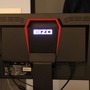 背面にはEIZOのロゴが光る