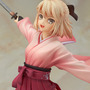 漫画「コハエースEX」の「桜セイバー」がフィギュア化、桜をイメージした袴のあざやかなカラーが印象的