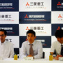 発表会に登壇したNEDOロボット・AI部プロジェクトマネージャー 安川裕介氏、千葉工業大学未来ロボット技術センター主席研究員 吉田智章氏、同センター所長 古田貴之氏、三菱重工業エネルギー・環境ドメイン原子力事業部主幹技師 大西献氏（7月12日、東京・品川 三菱重工業本社にて）
