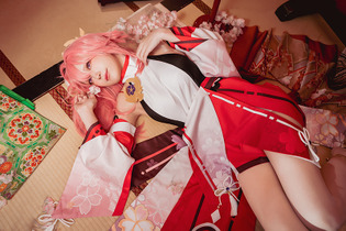 【コスプレ】『原神』大巫女・八重神子が艶やかな美しさ！人気レイヤー・箱ネコ【写真8枚】 画像