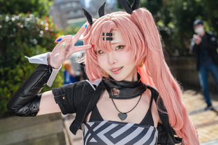 【コスプレ】ウエストからヒップラインの美しさが完璧！卓越したポージングで見せる「ニコ・デマラ」の美女レイヤー【写真8枚】 画像