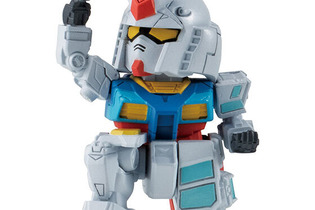 並べると可愛い！大阪・関西万博「RX-78F00/E ガンダム」と「ハロ」がデフォルメフィギュアで展開 画像