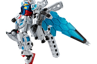 万博ガンダムが「GフレームFA」にも出撃！印象的なポーズはもちろん「グラスフェザー」もしっかり装備 画像