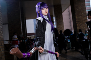 【コスプレ】『フリーレン』拗ねたり笑ったりのんびりしたり―10代美少女レイヤーが表情豊かにフェルンの魅力を披露！【写真10枚】 画像