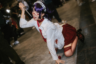【コスプレ】「東京喰種」神代利世の妖艶さが極まってる!スラリとした赤いニーハイと眼鏡越しの瞳に吸い込まれそう【写真9枚】 画像