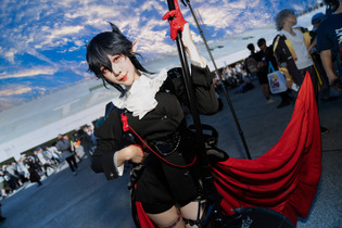 【コスプレ】大鎌を振り回す台湾美女の美脚から目が離せない！『アークナイツ』エンテレケイアのショーパンが似合う美女レイヤー【写真7枚】 画像