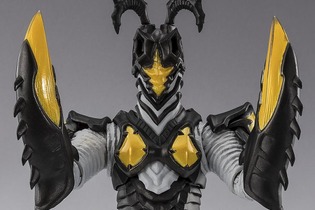 ウルトラマンサーガより「ハイパーゼットン（イマーゴ）」が立体化！飛行状態を再現できるパーツ一式も付属 画像
