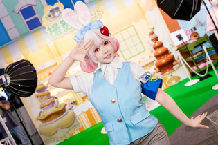 【コスプレ】中国からやってきたウサ耳美少女に癒される！キュートな舌ペロポーズに全人類がメロメロ【写真7枚】 画像