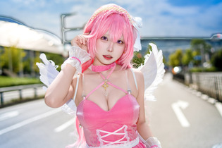 【コスプレ】ピンクのミニスカドレスが似合う新人レイヤーが可愛いすぎ！『NIKKE』ドロシーの美脚×絶対領域がまぶしい【写真7枚】 画像