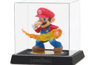 飾れるうえにそのまま使える「amiiboクリアケース」が5月発売予定 画像