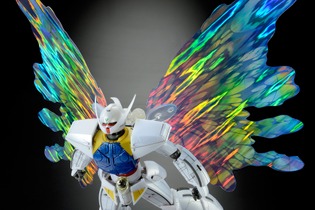 “月光蝶”を繰り出す「ターンエーガンダム」がガンプラに！月光蝶のエフェクト単品も同時展開 画像