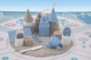 ナムコ・HARIO、家で使える砂場「suna・suna」を開発…水に浸さなくとも固まる 画像