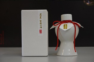 「君の名は。」の“口噛み酒”が商品化！？純米吟醸酒「御祈祷酒聖地の酒」発売 画像
