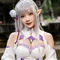 【コスプレ】「リゼロ」エミリアが美しすぎる！色白な美脚が際立つ、太ももの絶対領域も完璧【写真8枚】