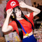 【コスプレ】香港美女の「マリオ」がスタイル良すぎ！シースルーのチラ見せ衣装にドキドキが止まらない【写真7枚】